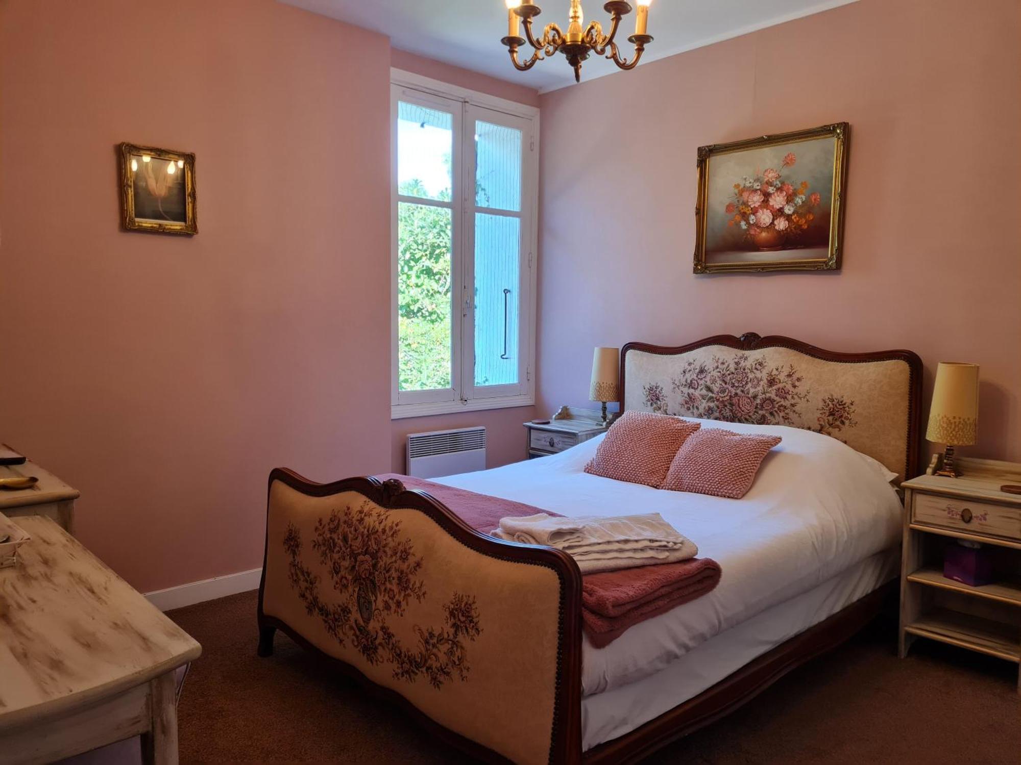 Bed and Breakfast Fleur De Lys Ansac-sur-Vienne Экстерьер фото